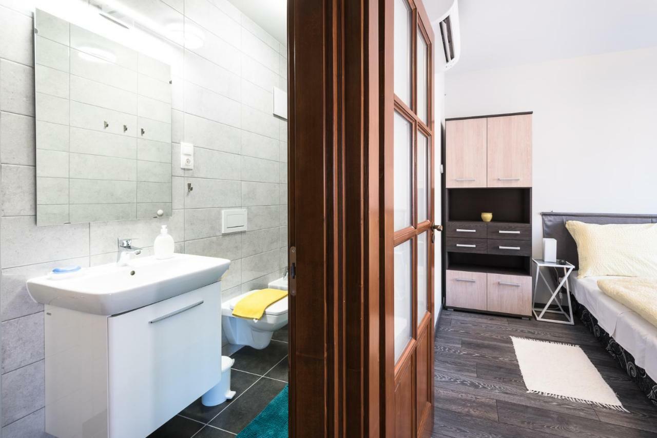 Апартаменти Alma Apartman Шалґотар'ян Екстер'єр фото