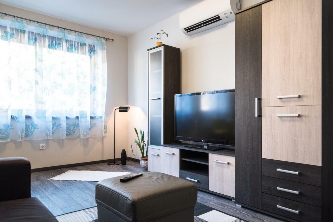Апартаменти Alma Apartman Шалґотар'ян Екстер'єр фото